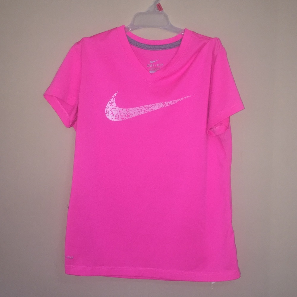 Pink Nike dri-fit shirt
